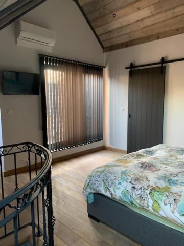 Villa Velo 94 Bij Soof Geel Esterno foto